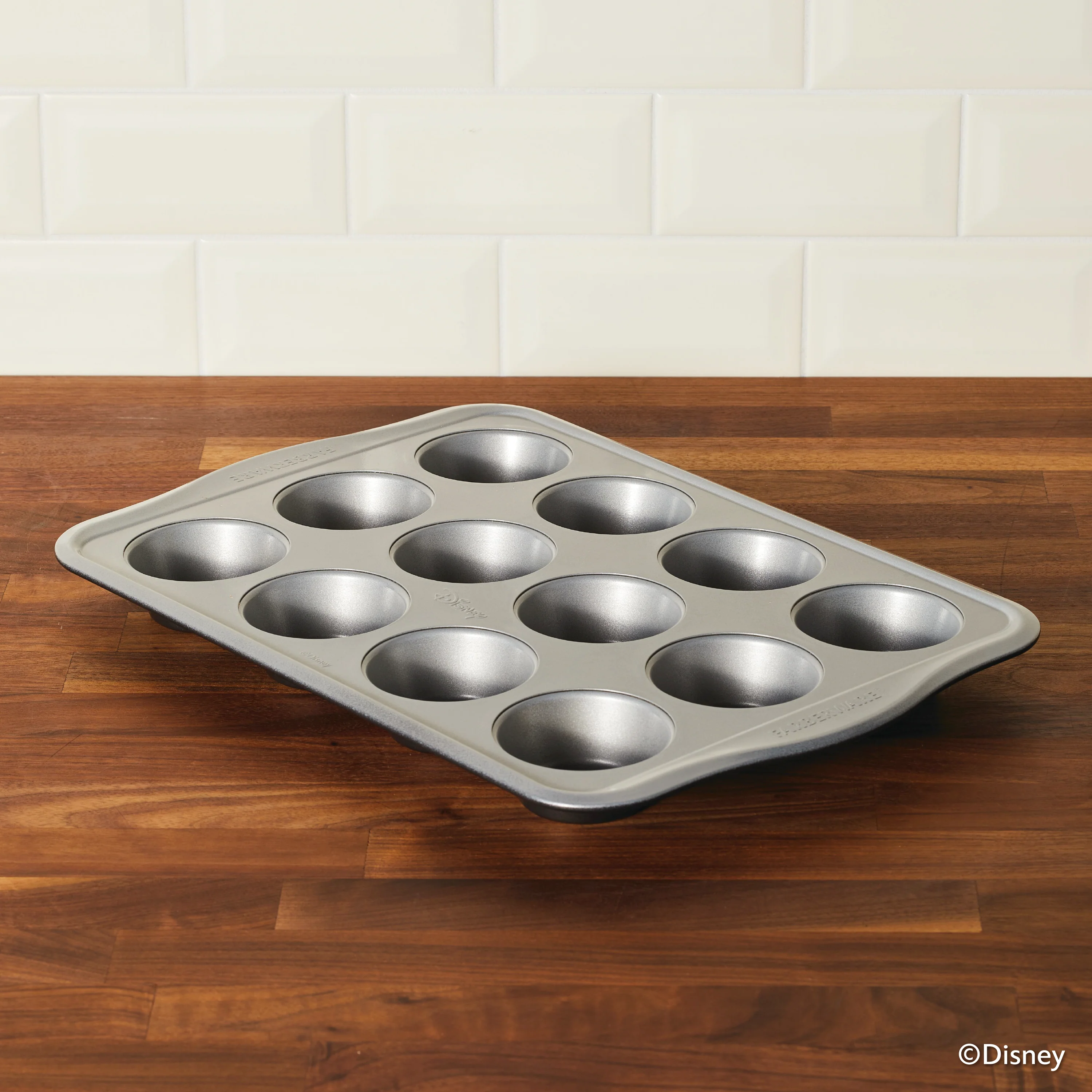 12-Cup Nonstick Muffin Pan - Image 7