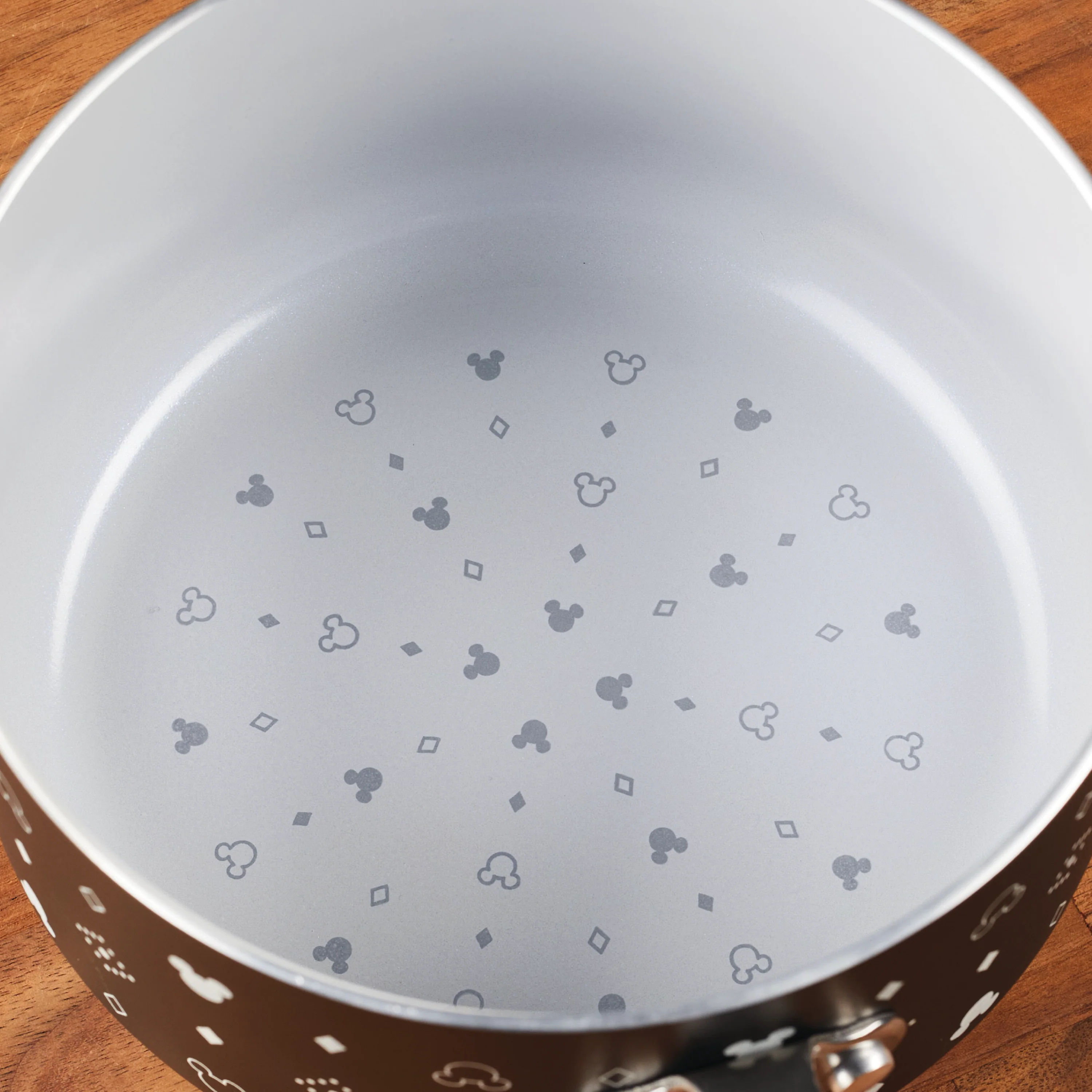 2-Quart Monochrome Ceramic Nonstick Saucepan with Lid - Image 7
