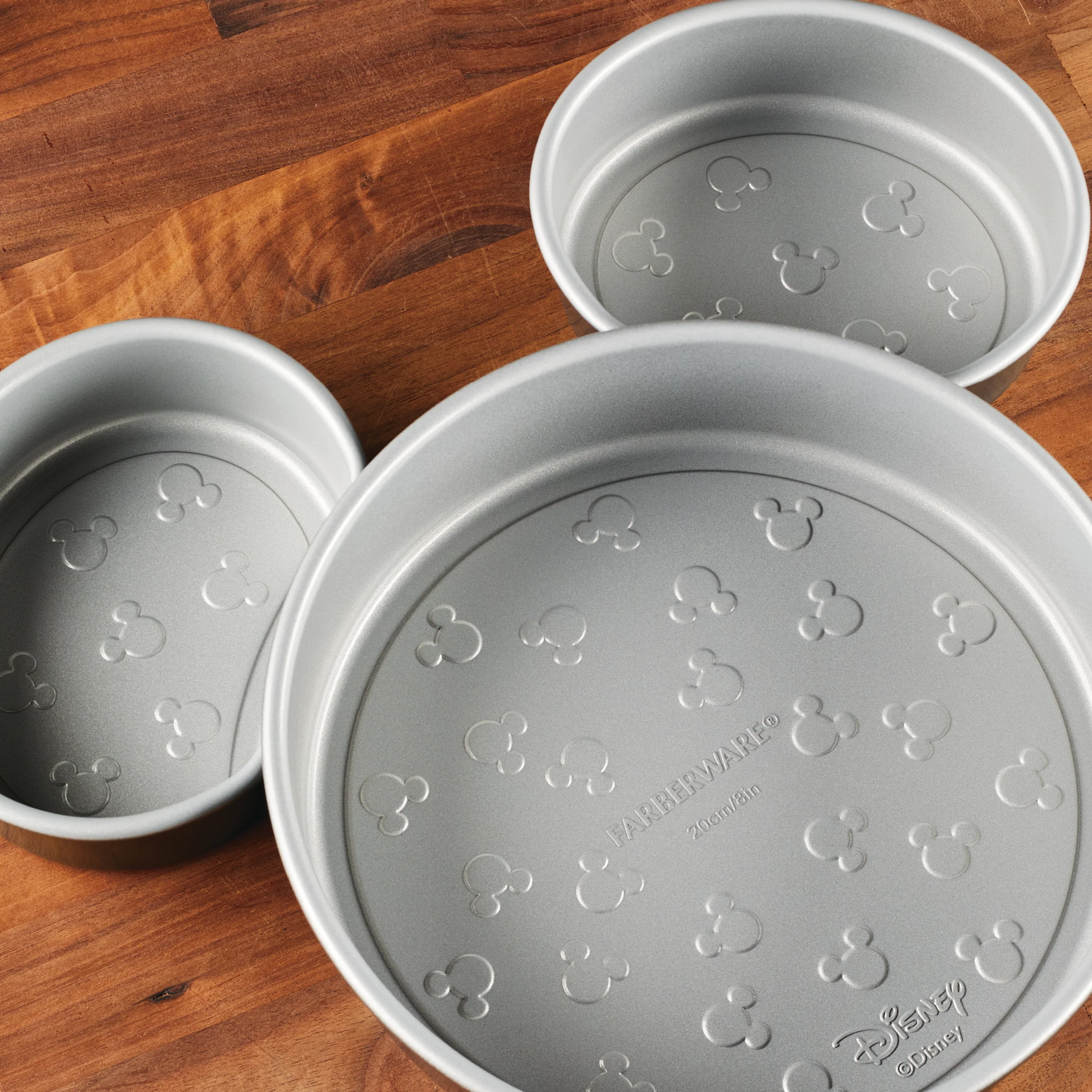 3-Piece Nonstick Mickey Head Cake Pan Set - Image 3