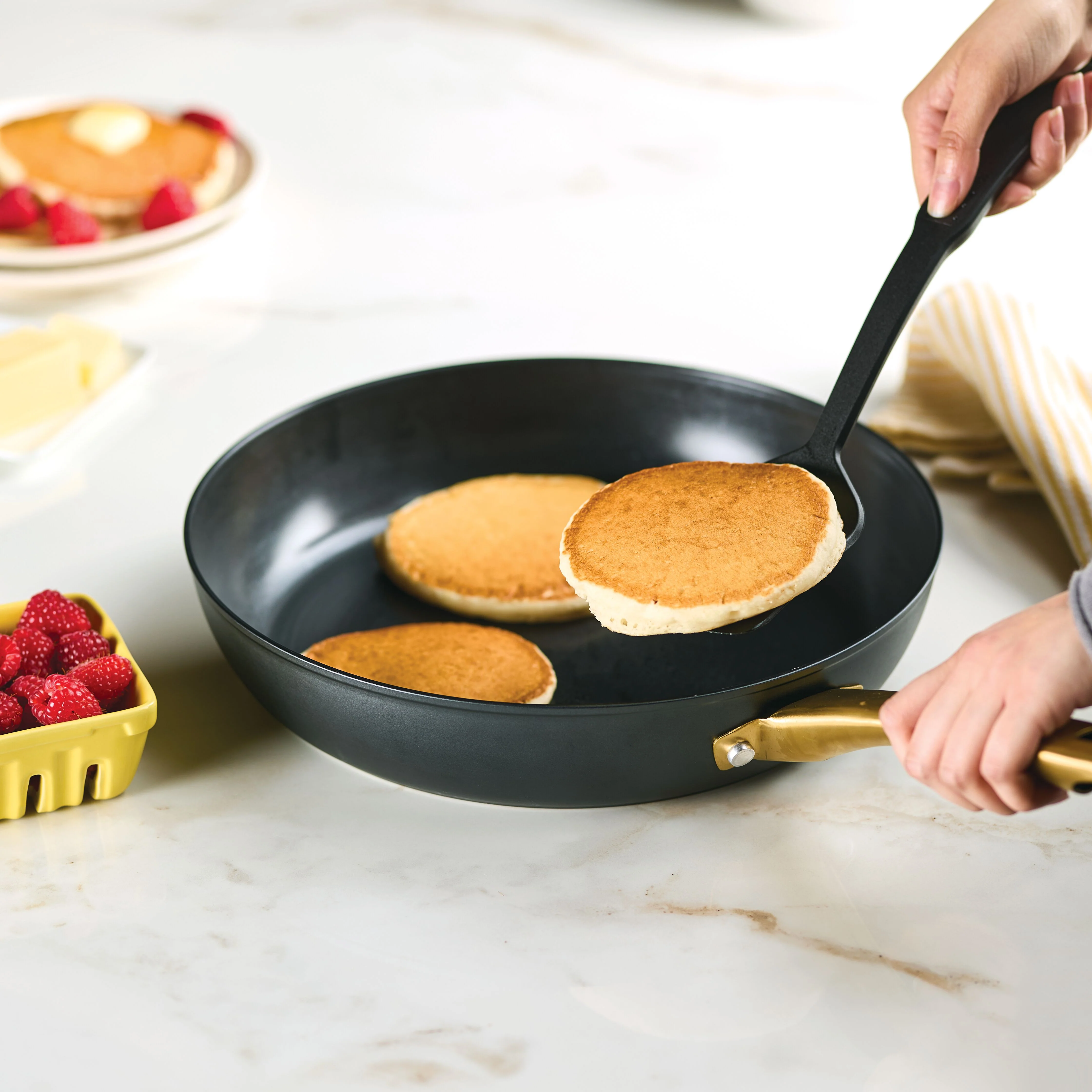 6 Piece Cookware Set - Image 3