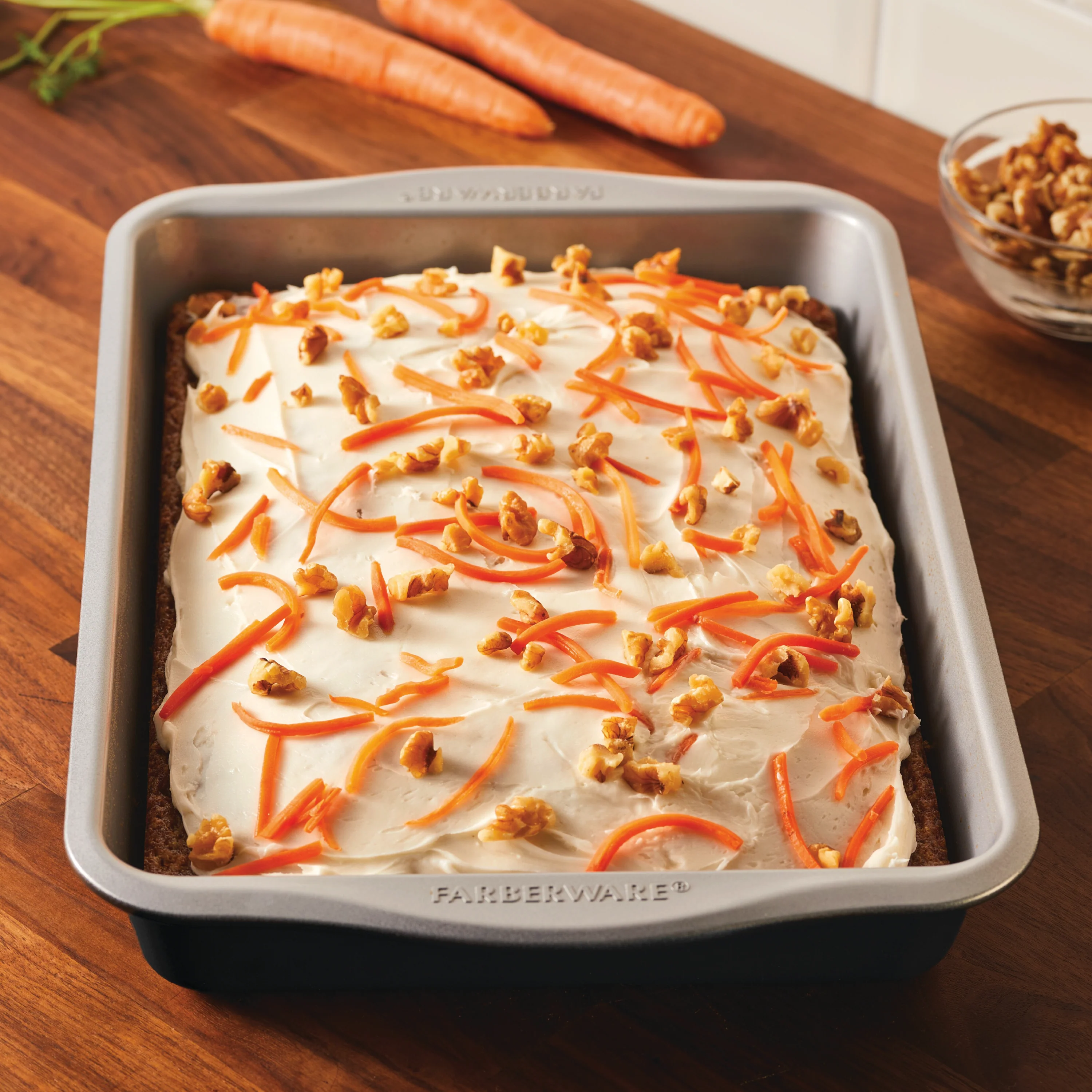 9" x 13" Nonstick Cake Pan - Image 4