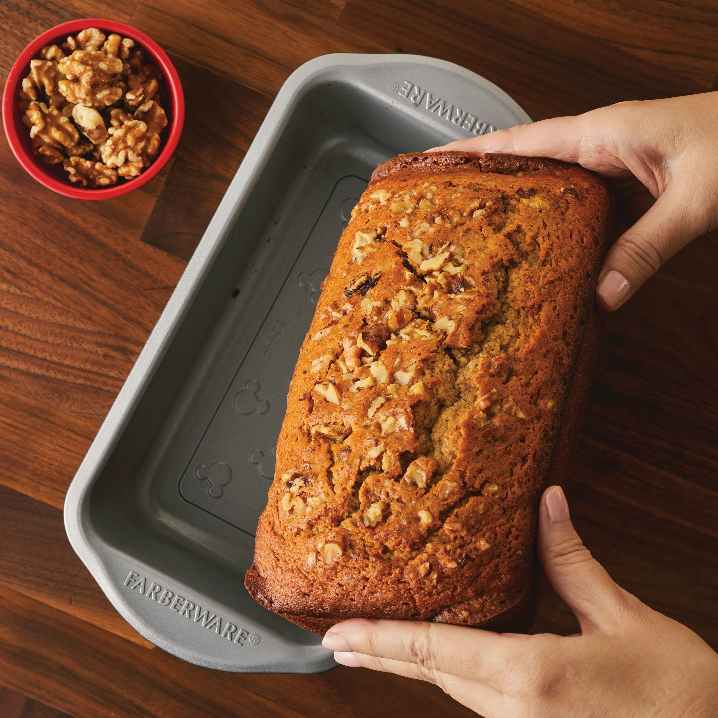 9"x5" Nonstick Loaf Pan - Image 6