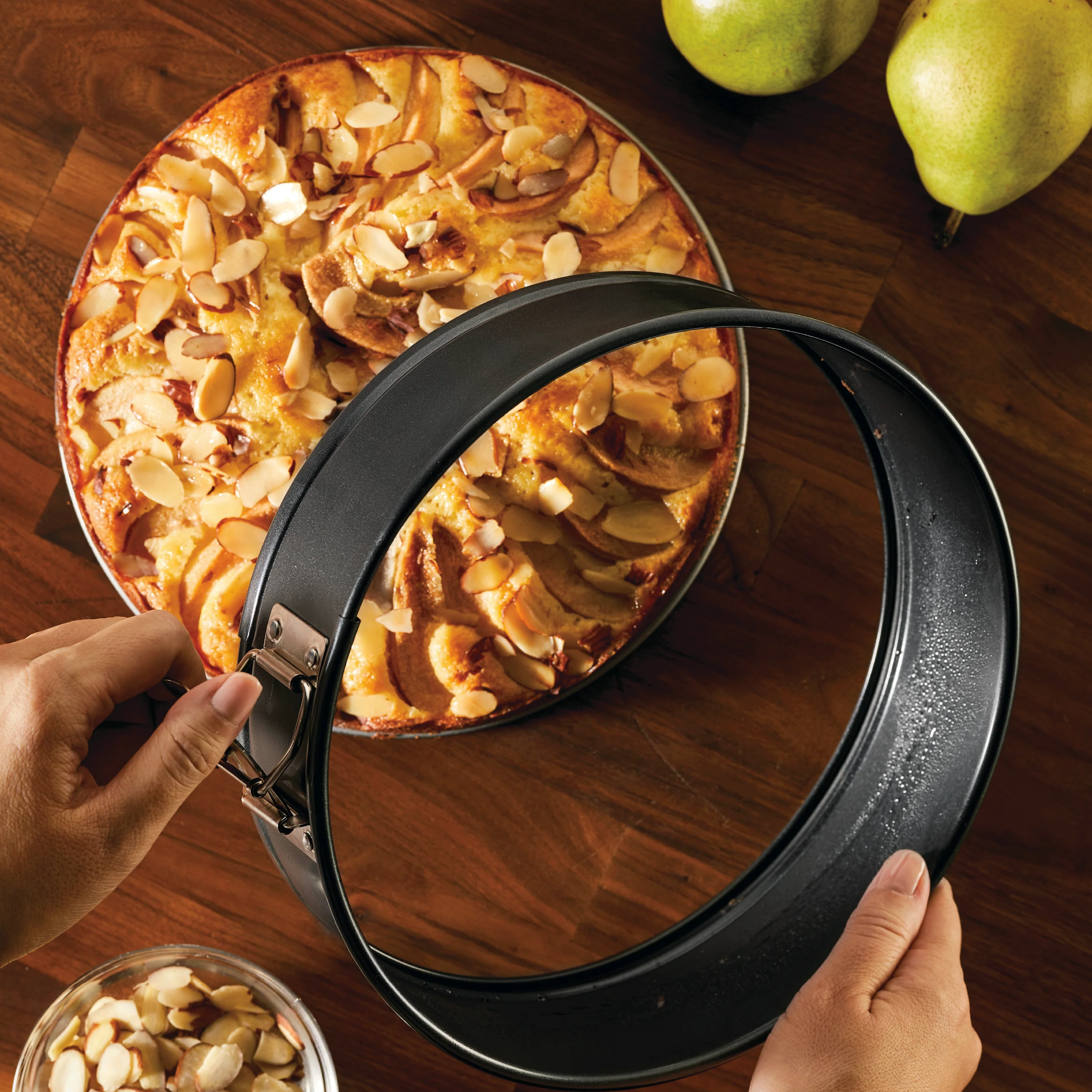 9-Inch Nonstick Round Springform Pan - Image 4