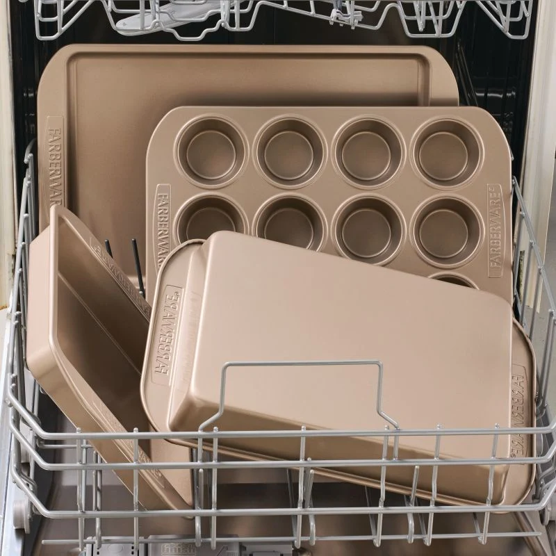 9" x 13" Rectangular Cake Pan - Image 8