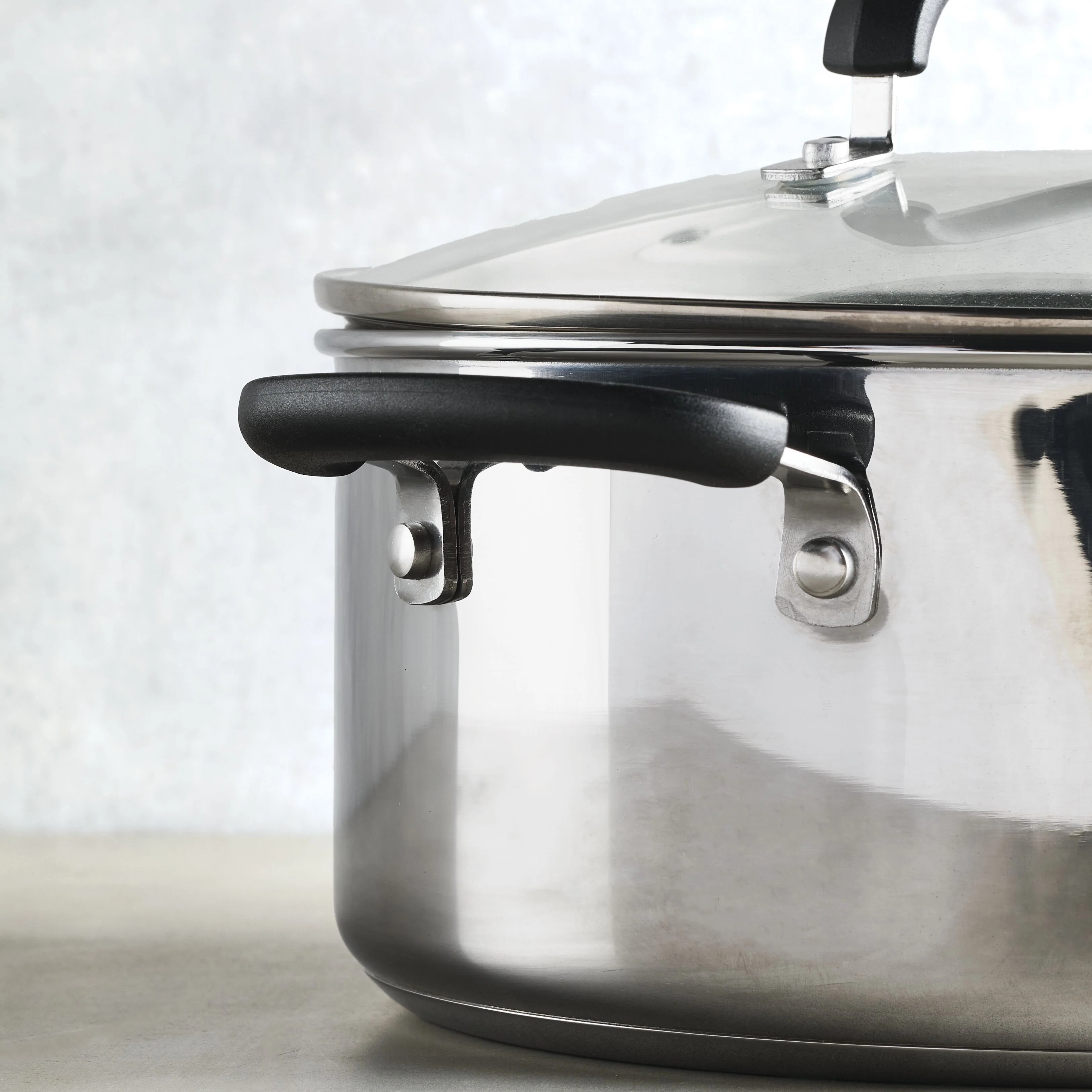 5-Quart Stainless Steel Dutch Oven - Image 5