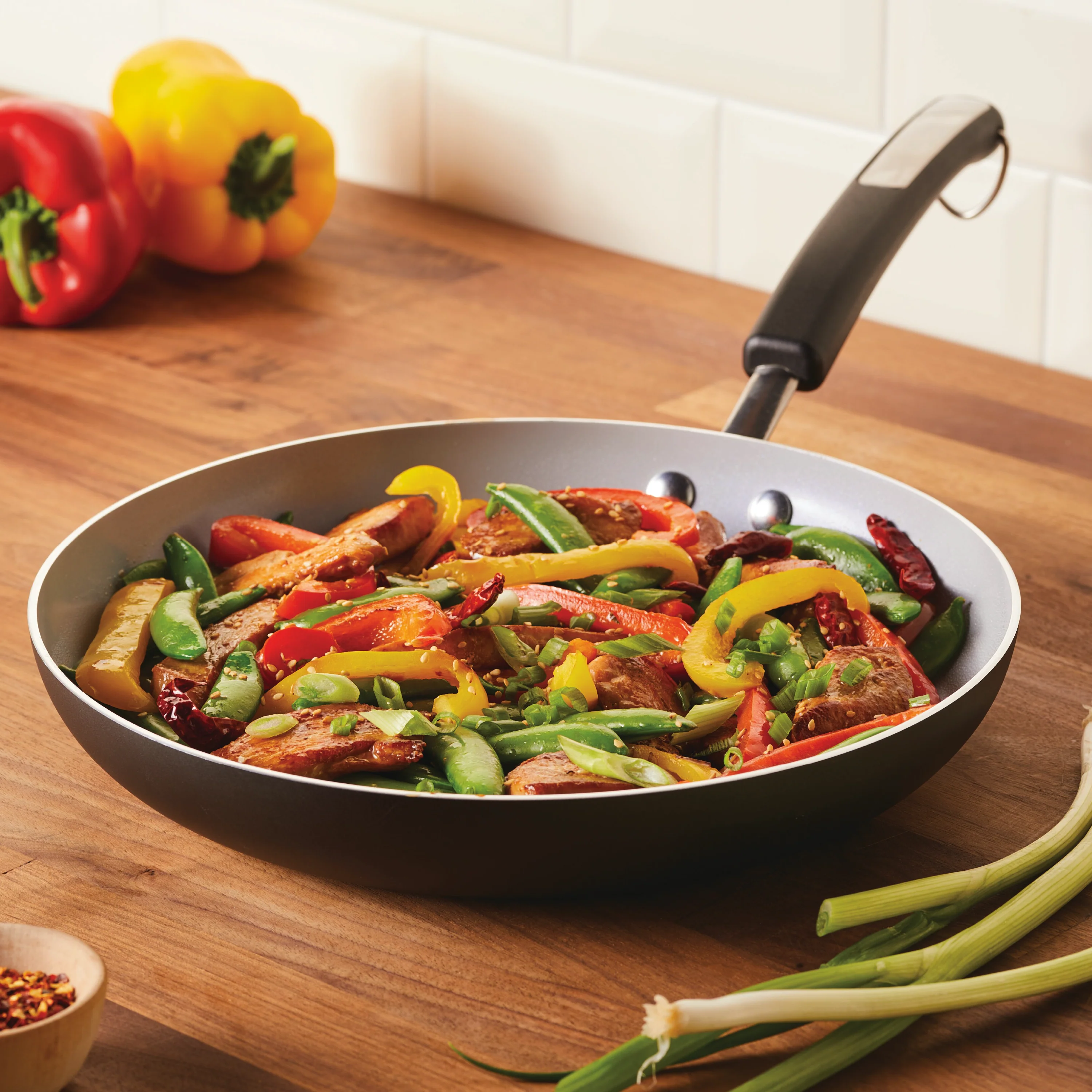 Monochrome Ceramic Nonstick Frying Pan - Image 15