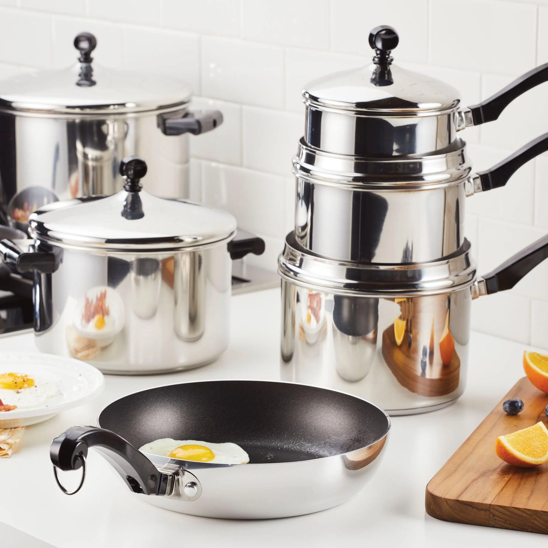 Classic Series Stainless Steel Saucepan With Straining Lid - Image 6