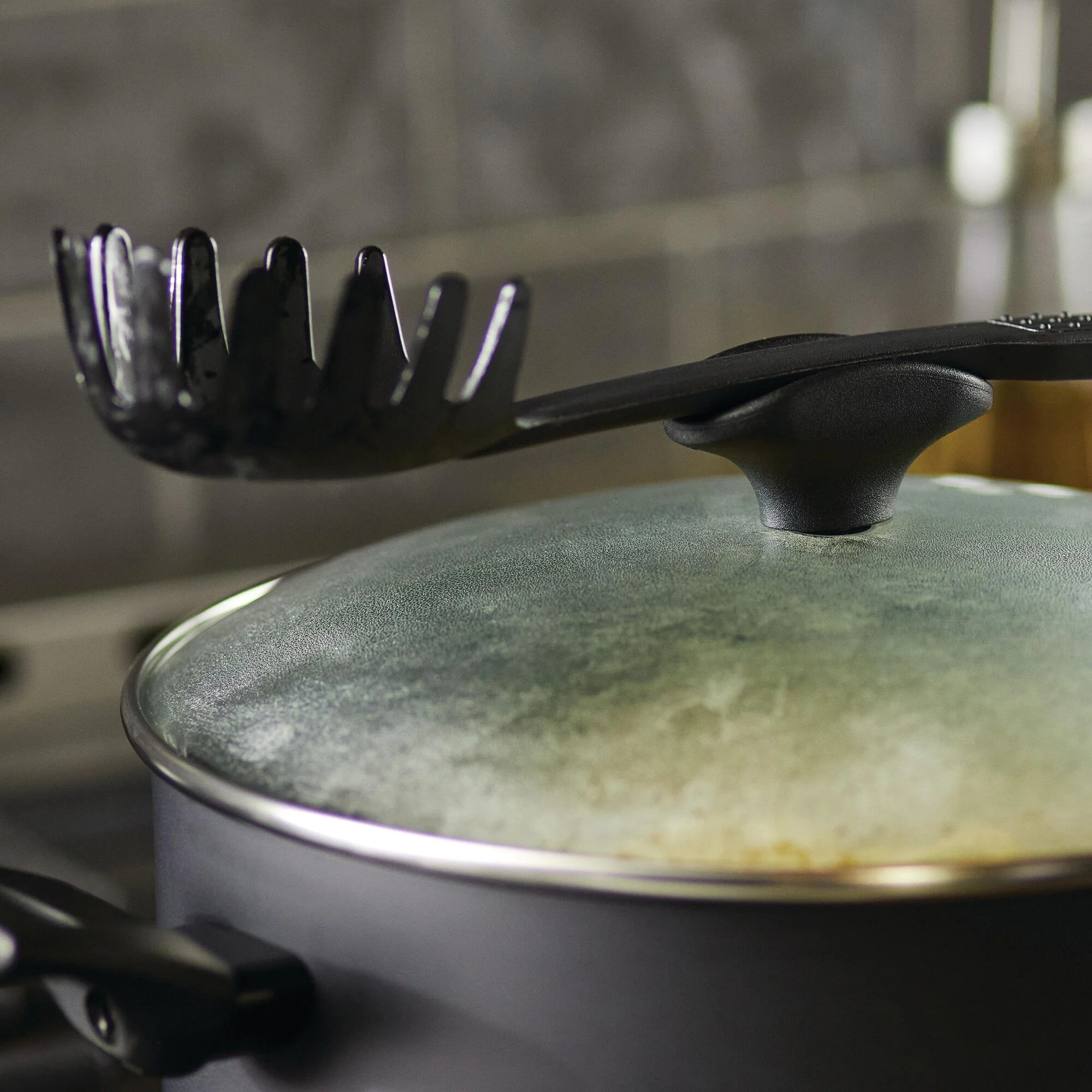 Power Base 12-Piece Cookware Set - Image 7
