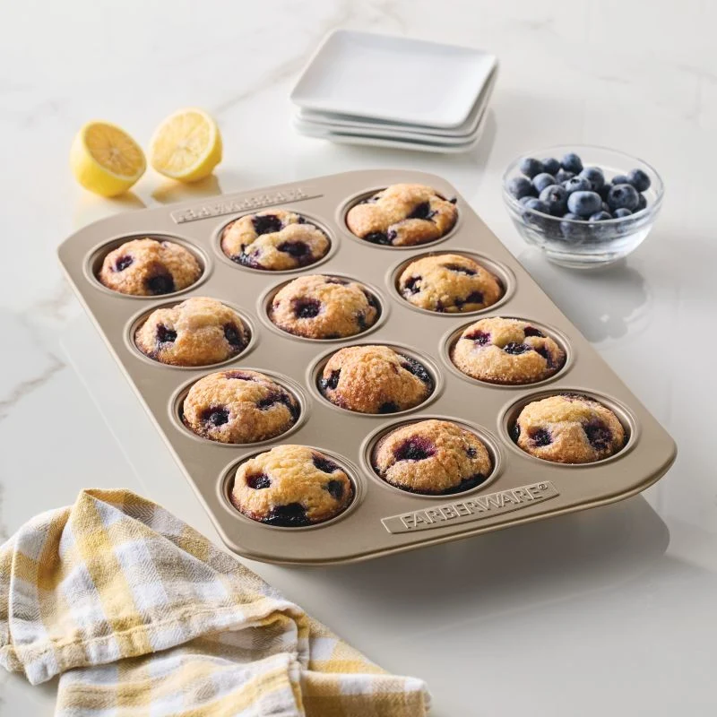 12-Cup Muffin Pan - Image 3